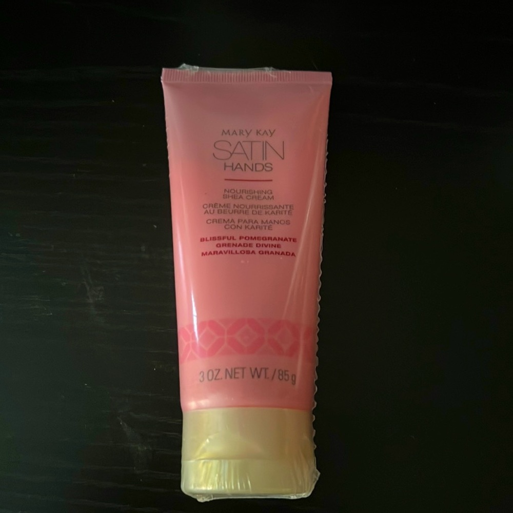 Mary Kay Satin Hands